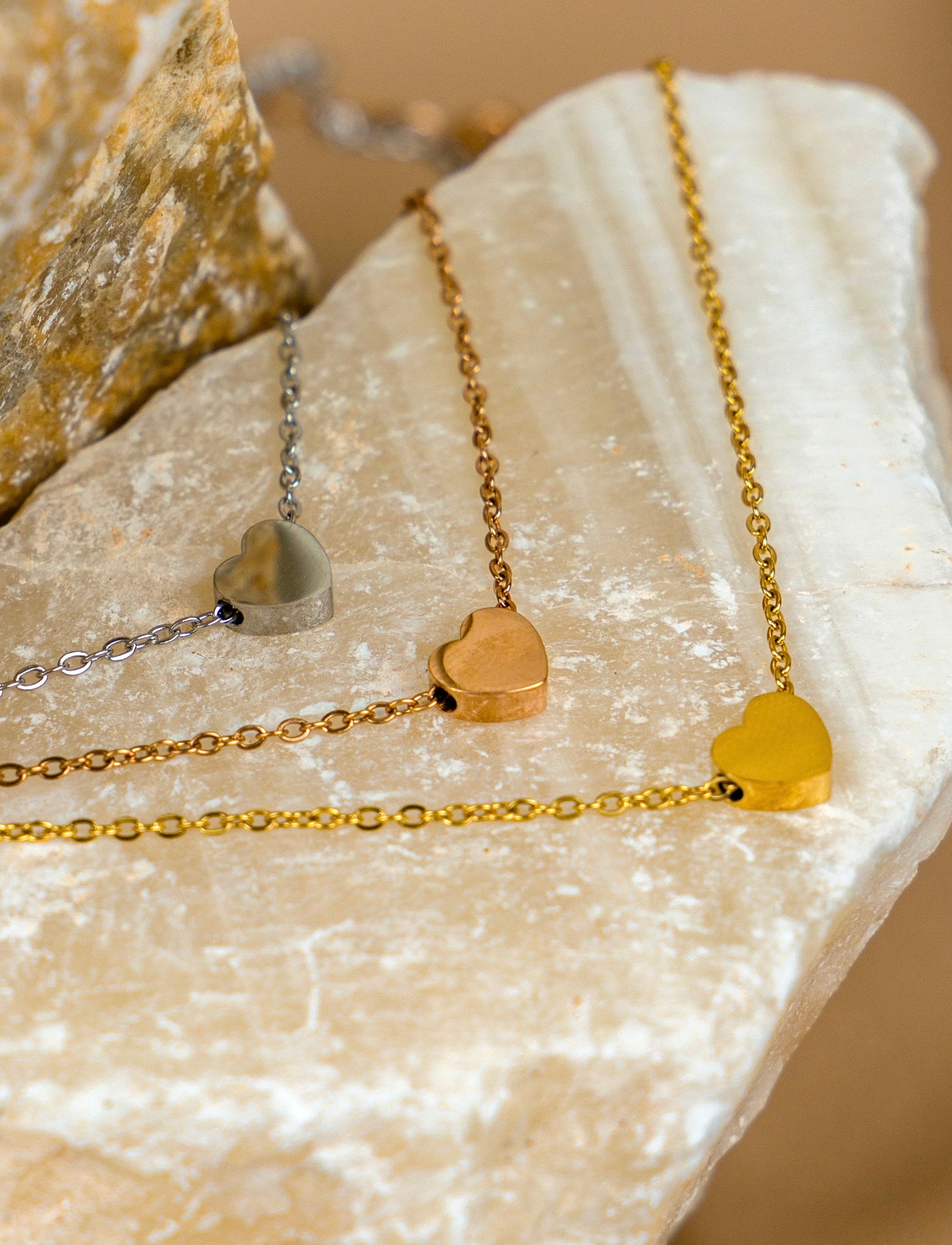 Hiy necklace – iruwai